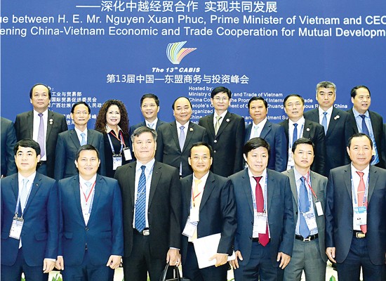 Vietnamese Prime Minister Nguyen Xuan Phuc and high- ranking delegation take part in the 13th CAEXPO and CABIS as role of the honorary country.